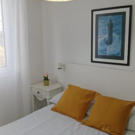 Muy Soleado * Могро